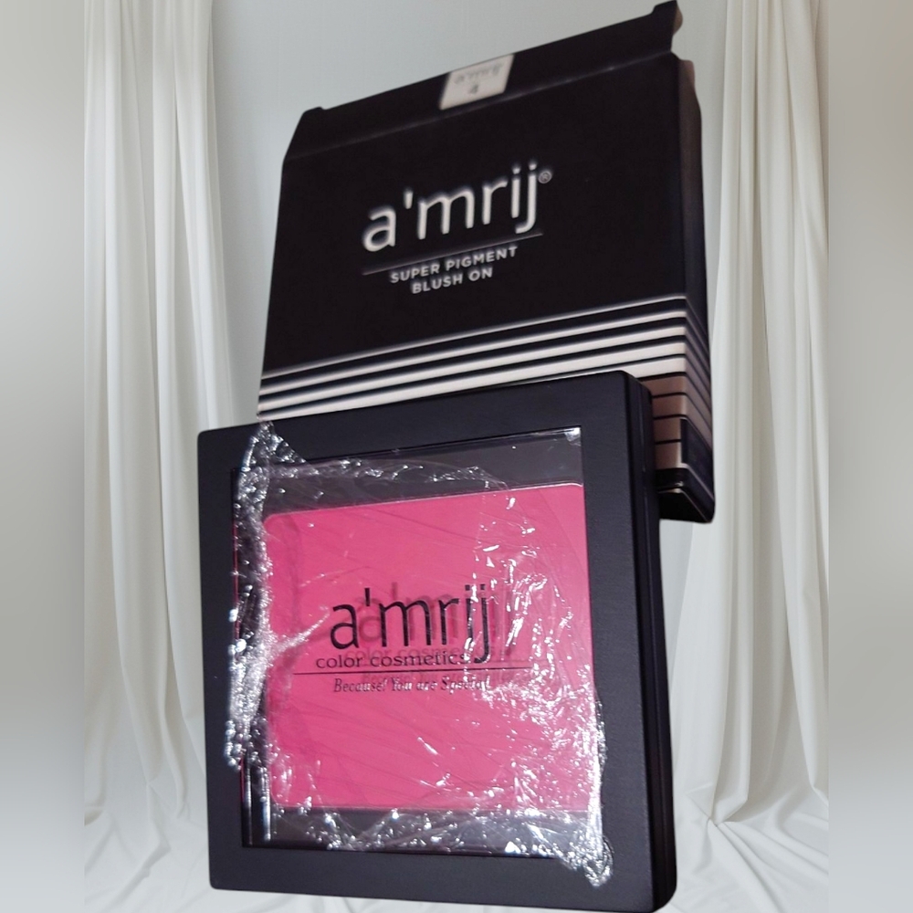 A'mrij Super Pigment Blush On